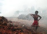 Foto: Cilts sievietes un saldūdens delfīnu meklējumi Borneo